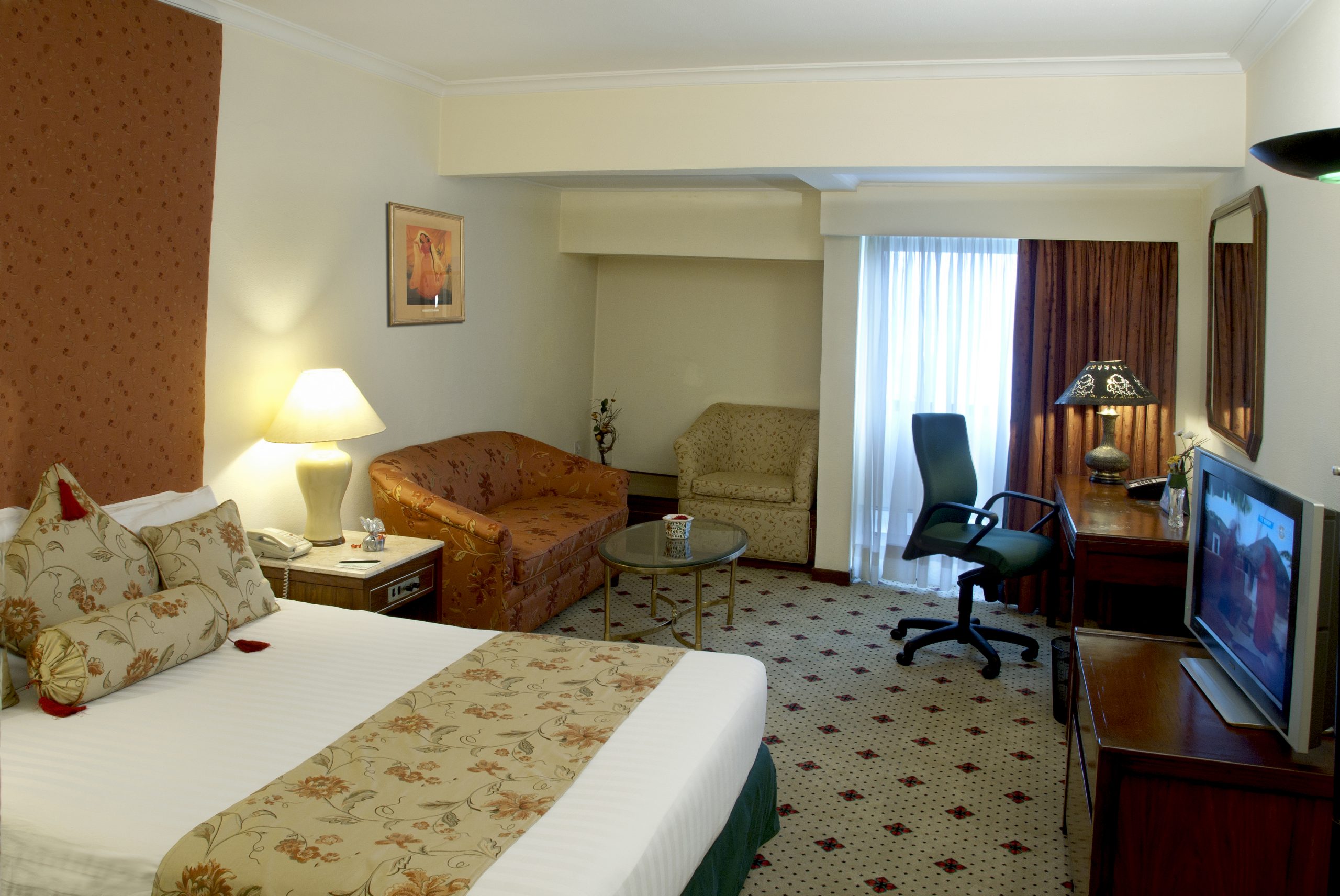 Rooms And Suites Avari Lahore