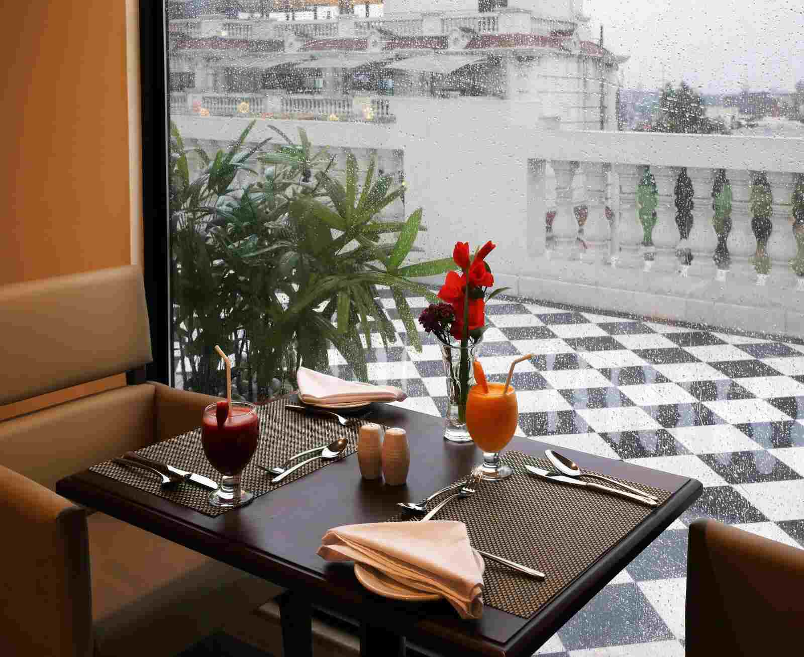 Restaurant -3
